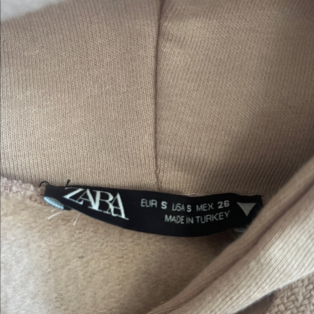 Zara Tan Hooded dress - Picture 2 of 6